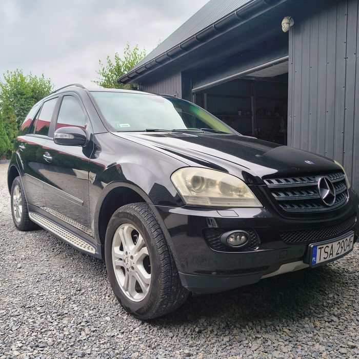 Ładny Mercedes ML
