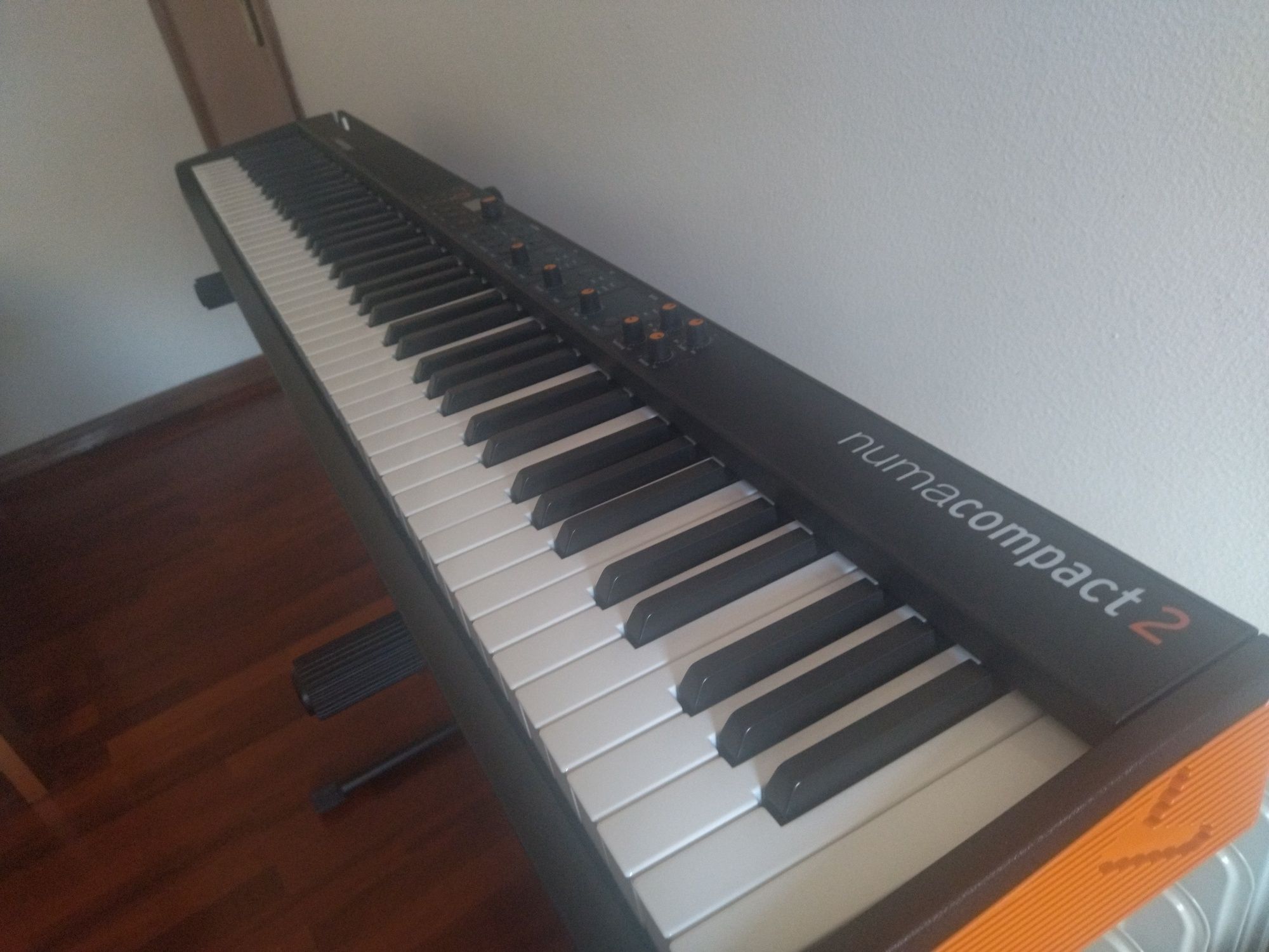 Piano novo sem arranhões e nem marcas