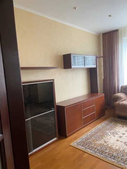 Продаж 2 кім Позняки Осокорки Урлівська Ремонт Терміново Вид В Двір