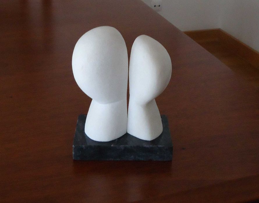 Escultura em pedra e mármore  (Ricardo Gigante)