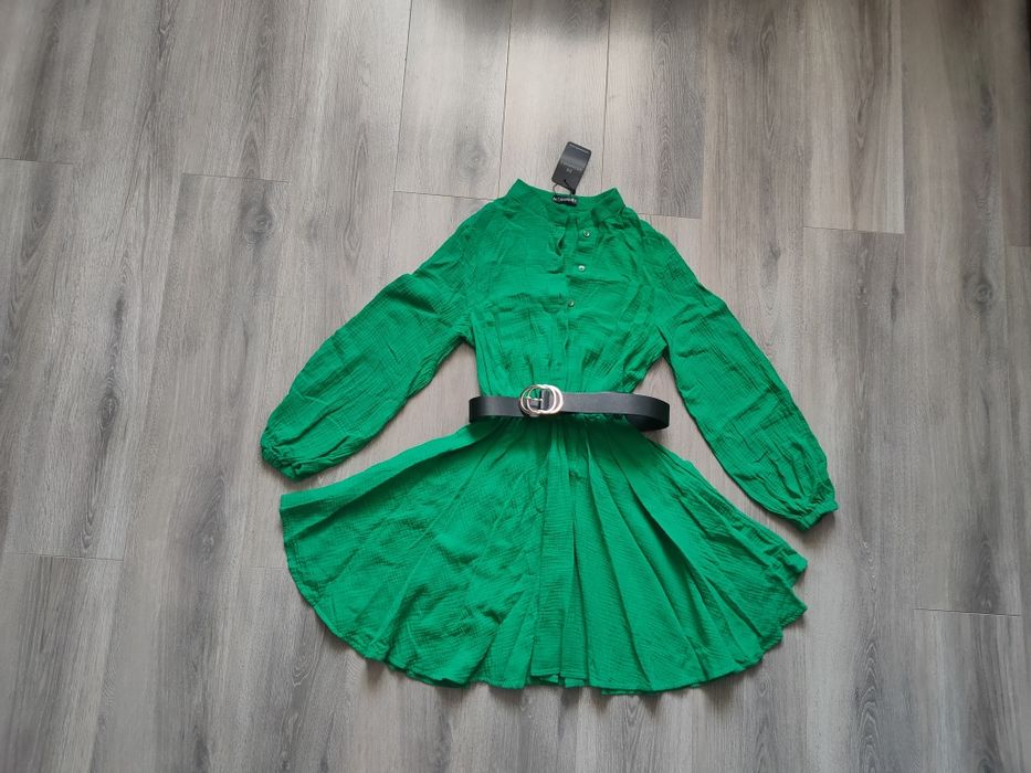 Нове плаття розмір М