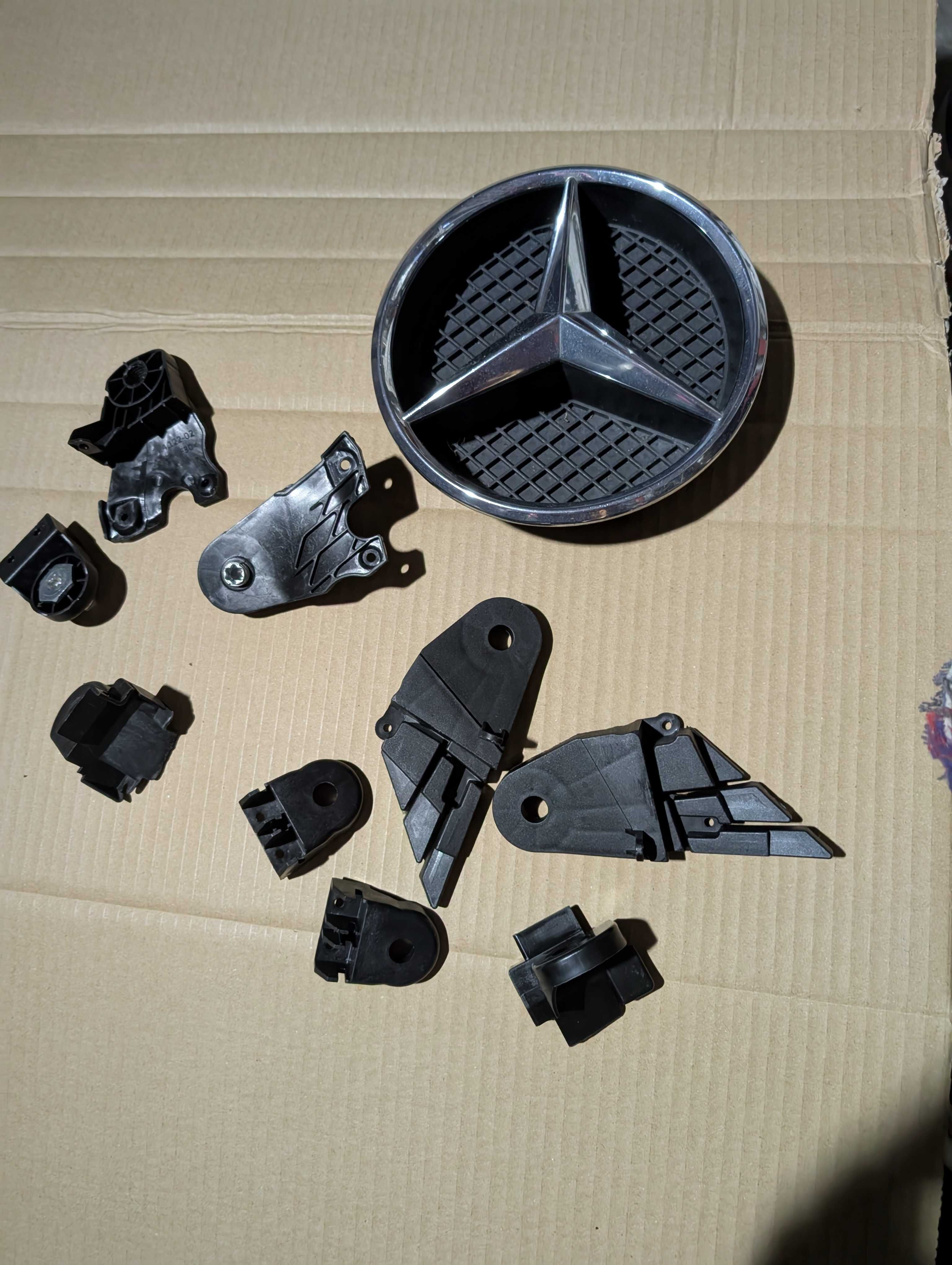 Apoios para os faróis  Mercedes C