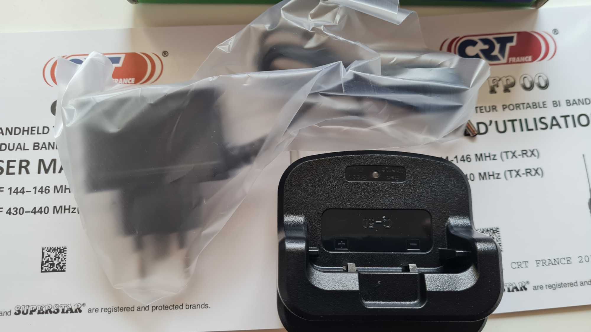 Продам радіостанції CRT FP00. Нові.