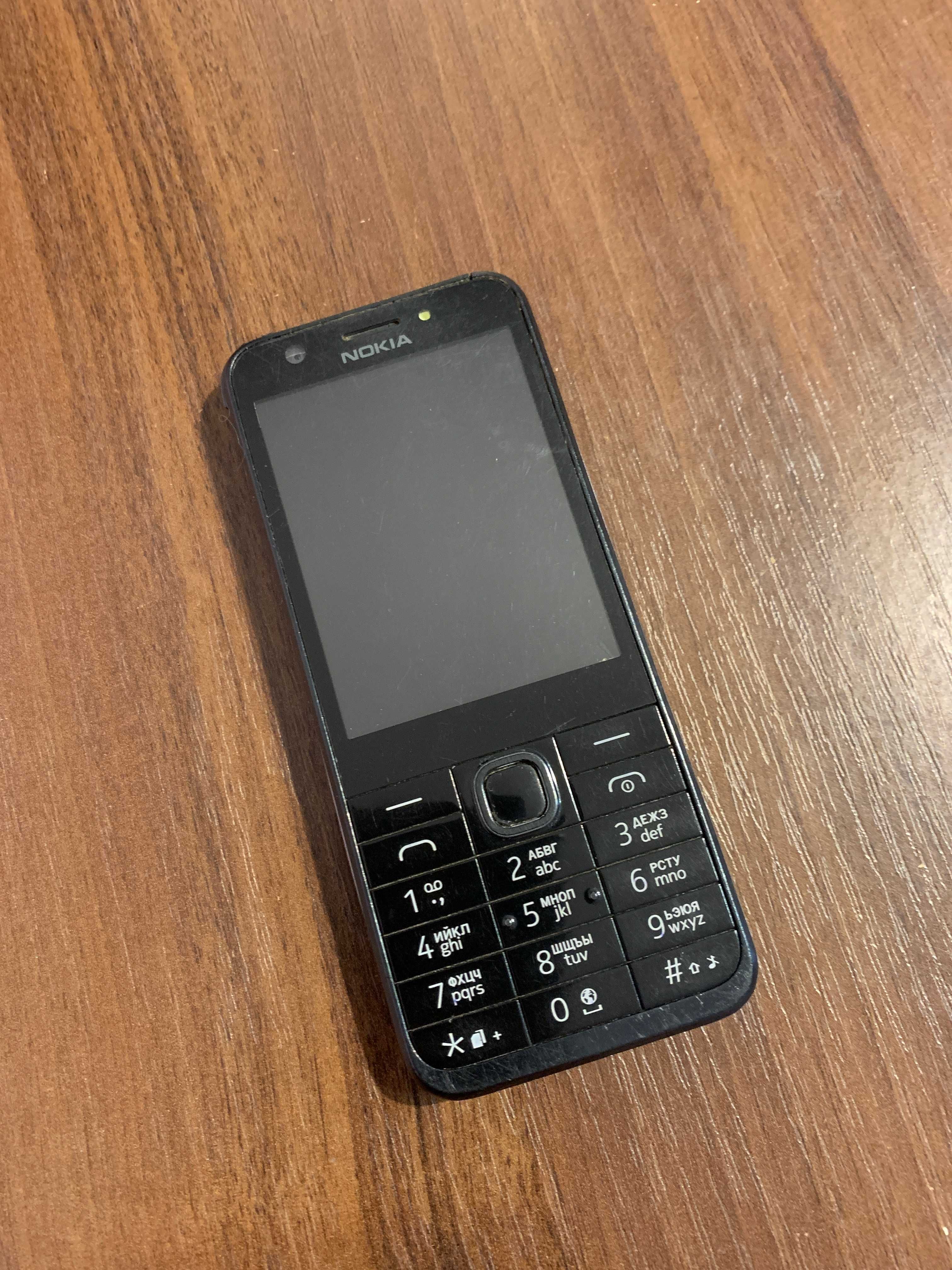 Nokia 230 Dual Sim (RM-1172) хороший стан