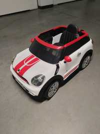 Samochód elektryczny dla dzieci Mini