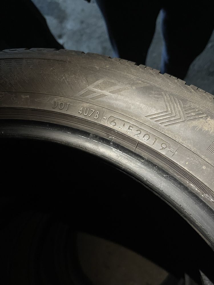 Зимня резина Yokohama r20 275/45 110W