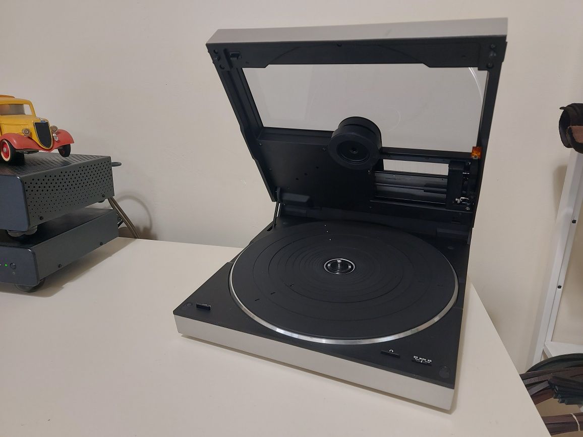 Gira Discos Technics SL10