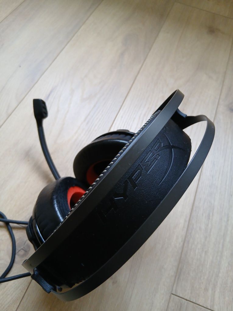 Продам ігрові навушники HYPERx
