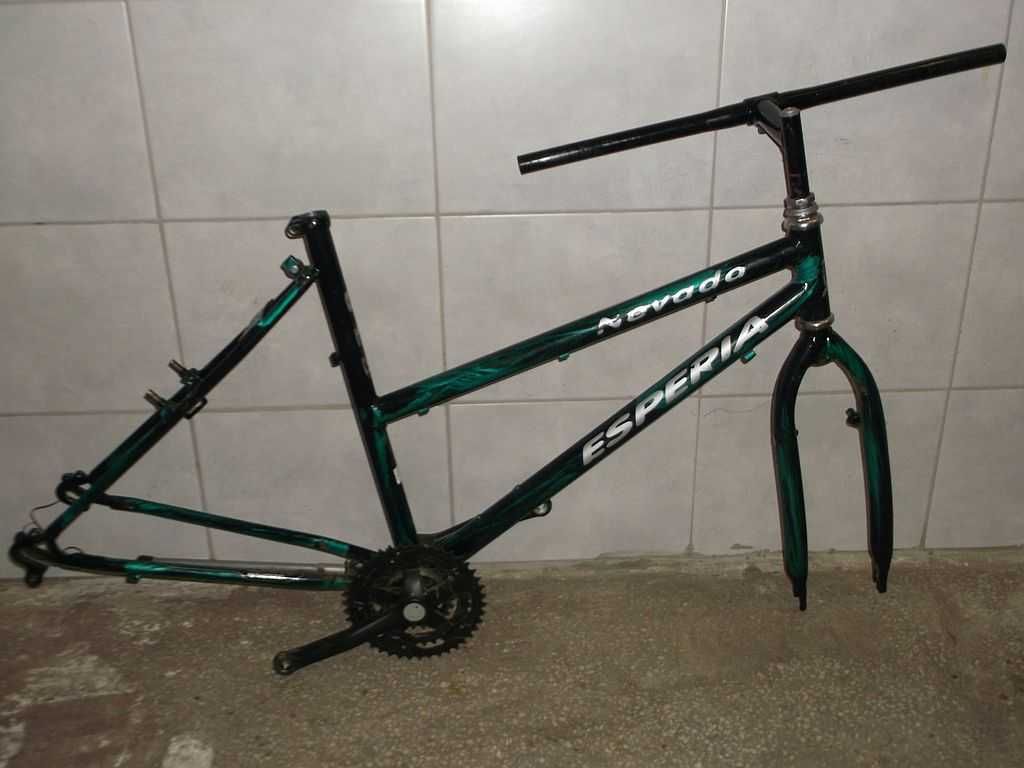 Rama rowerowa Newado Esperia 26 "