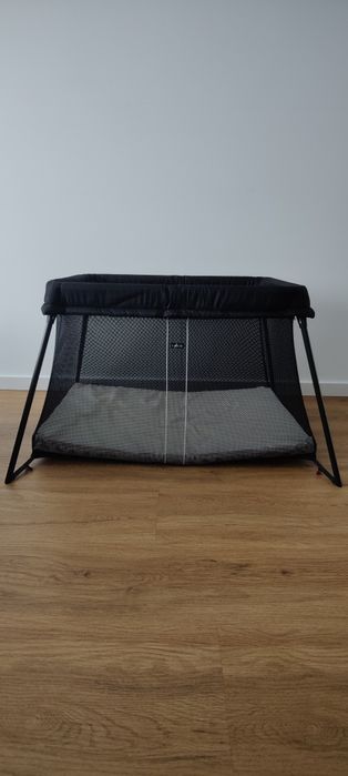 Łóżeczko turystyczne Babybjorn czarne
