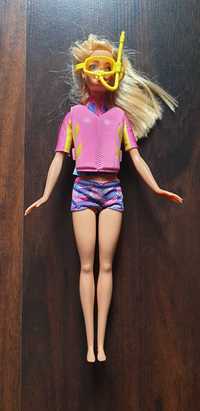 Lalka Barbie surferka