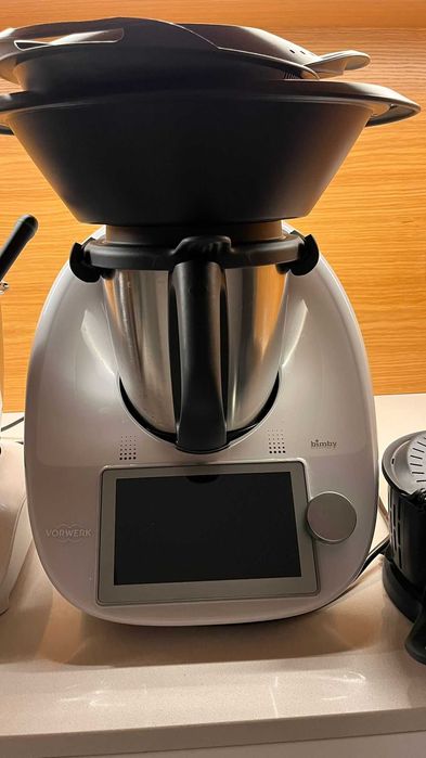 Bimby TM6 + Bimby Friend + Acessórios