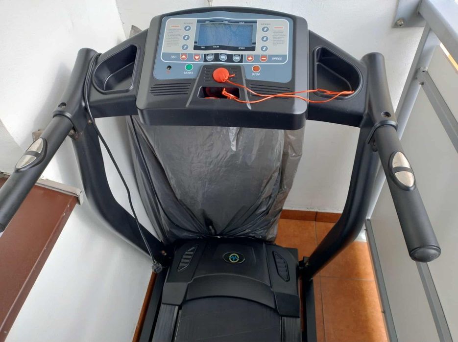 Bieżnia elektryczna Master F 11