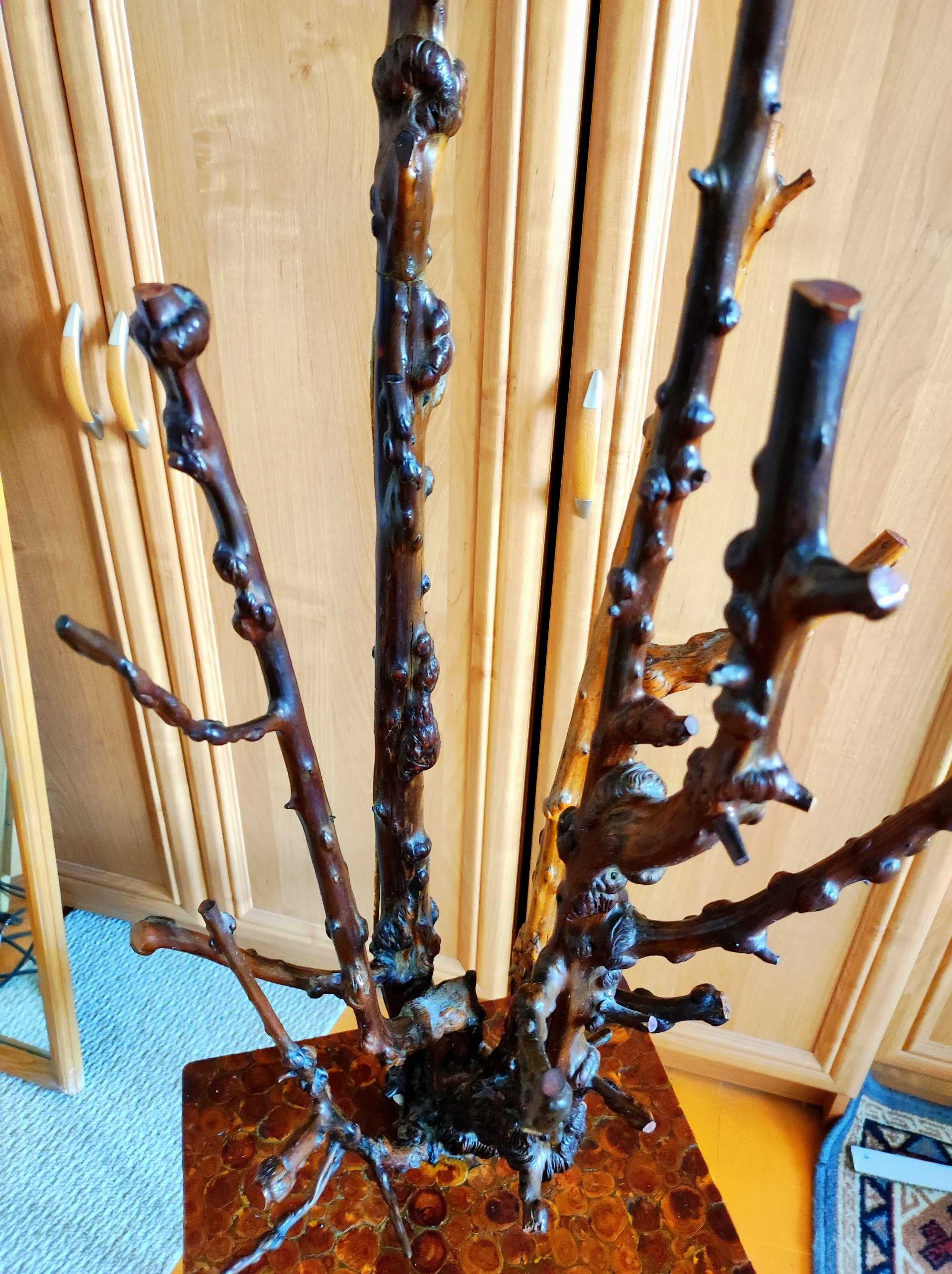 Drewniany stolik nocny kawowy lampka jałowiec ręcznie robiony handmade