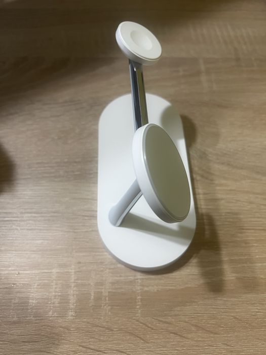 Бездротова станція для Apple( Iphone, airpods, watch)