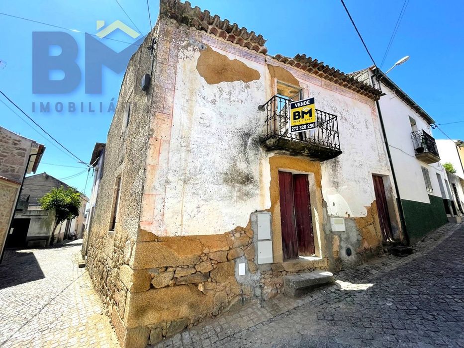 Moradia para Restaurar T0 Venda em Escalos de Cima e Lousa,Castelo Bra