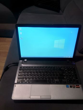 Laptop Samsung Windows 10