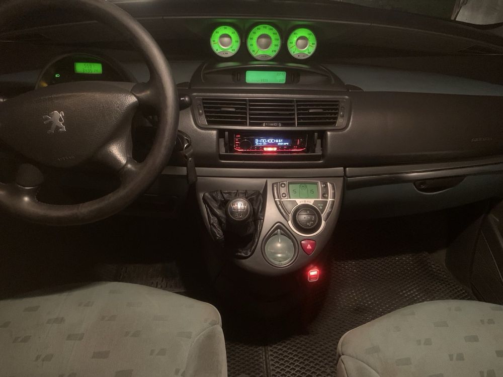 Peugeot 807 2.2 HDI 2003