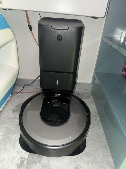 iRobot Roomba i7+ (I755040) WIFI - Sprzedam!