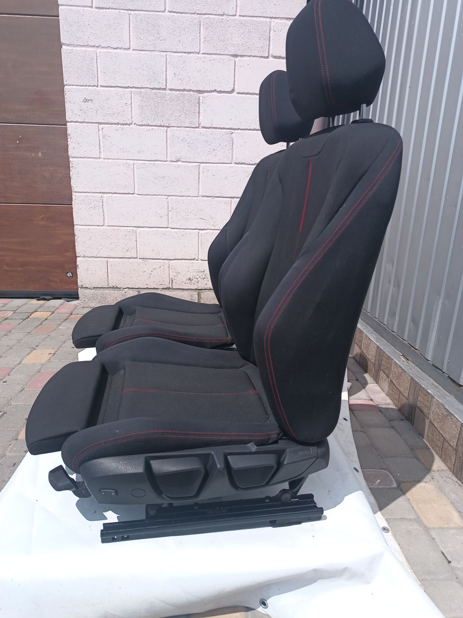 Сидіння Бмв Ф20 Ф30 М Спорт  Сиденья БМВ F20 F30 F31
