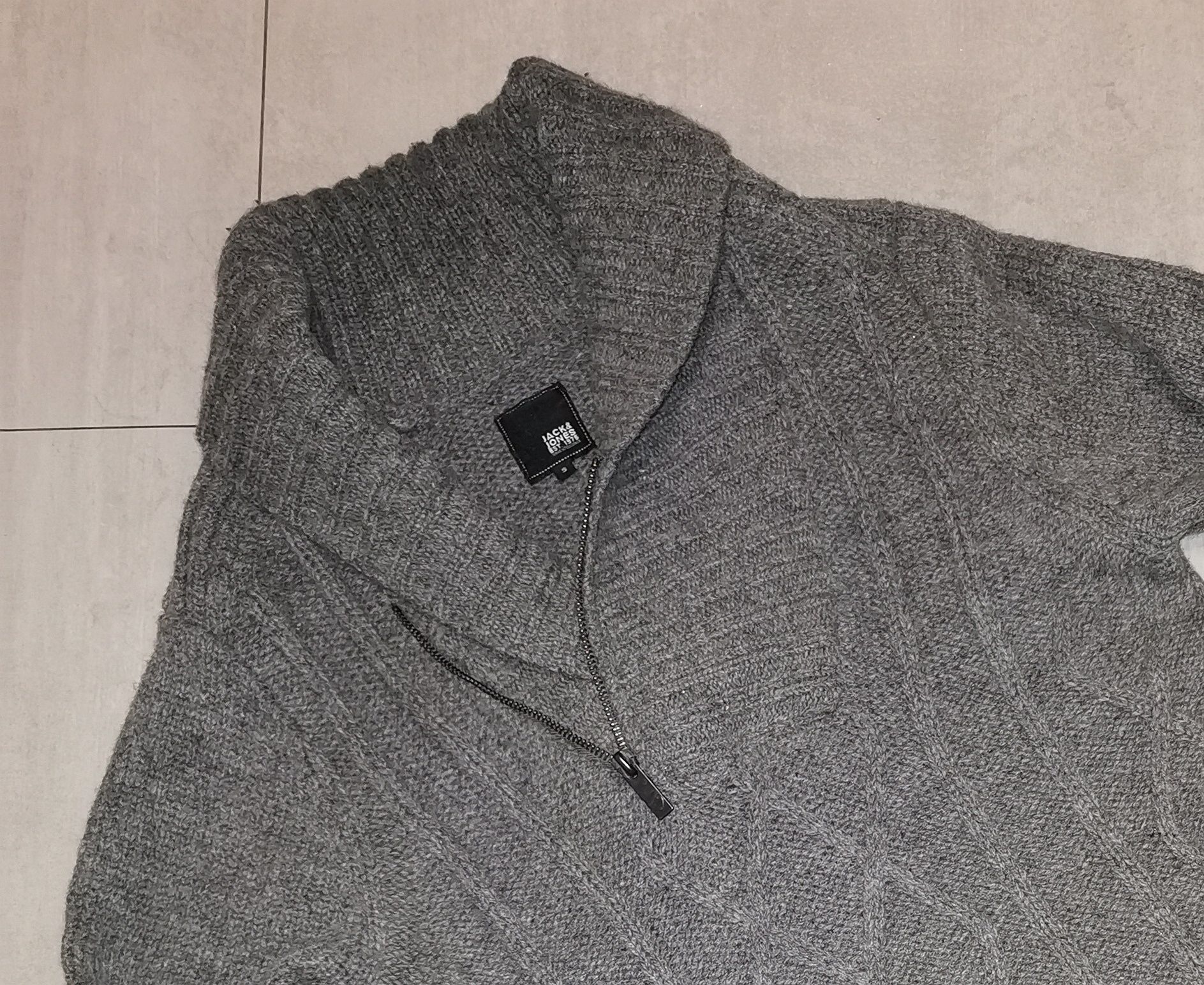 Jack&Jones r. S solidny ciepły sweter 80% lambswool
