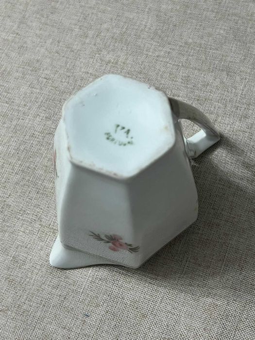 Elegante conjunto de chá/café da Vista Alegre (VA – Portugal)