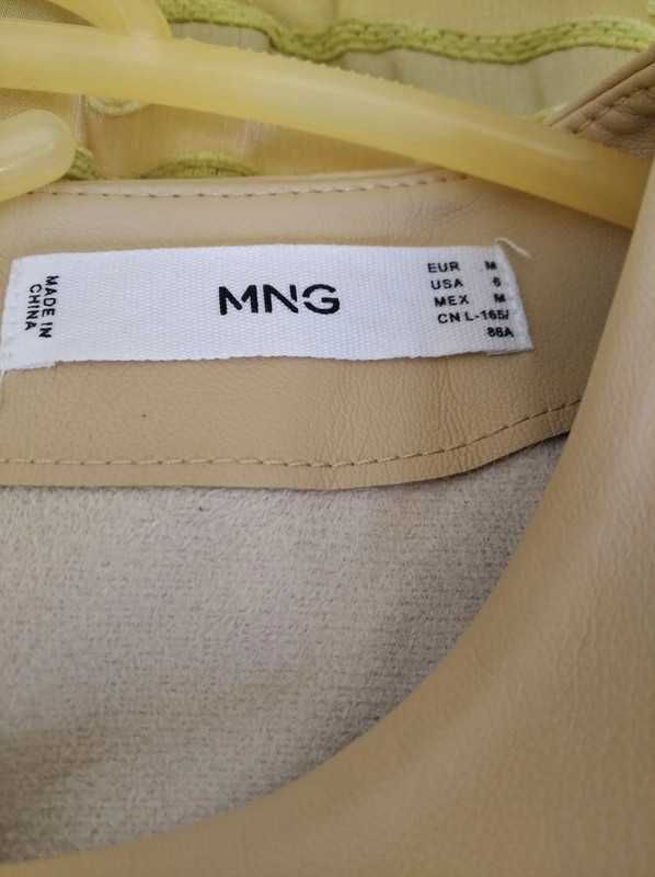 Blusa com efeito de pele com cinto da Mango