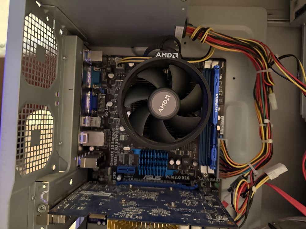 Старый пк amd fx8350, nvidia 8600 gt, ddr3 8gb, ssd