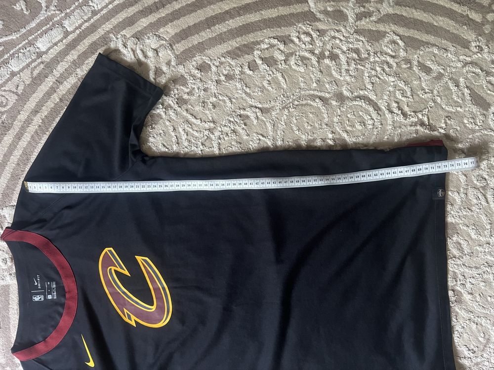 Чоловіча футболка Nike NBA Dri-fit Cleveland Cavaliers S розмір