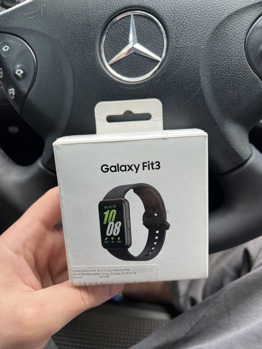 Годинник Samsung Galaxy Fit3