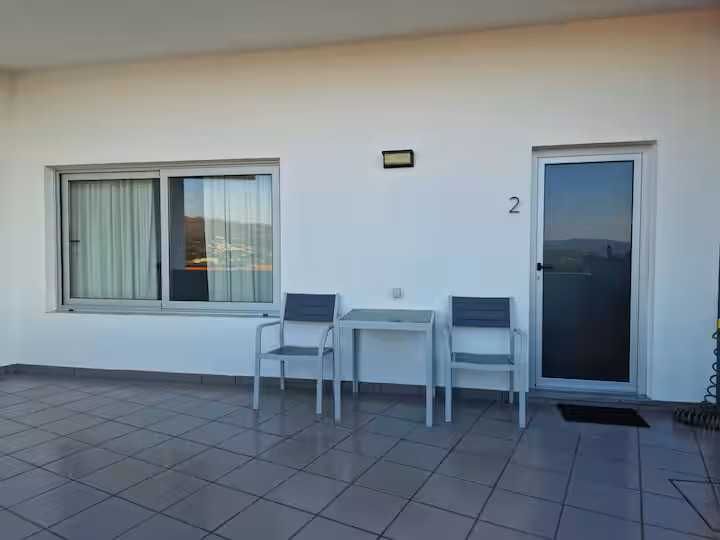 T0 mobilado em Gondarém – tudo incluído – 1 pessoa