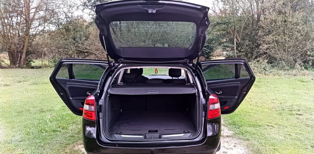 Продам Renault Laguna 2010