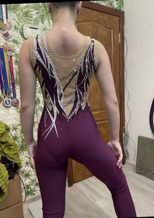 Продам комбінезон для художньої гімнастики