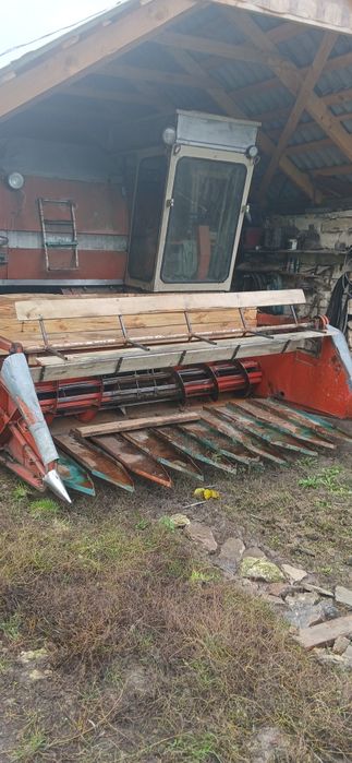 Моісей Фергюсон 187