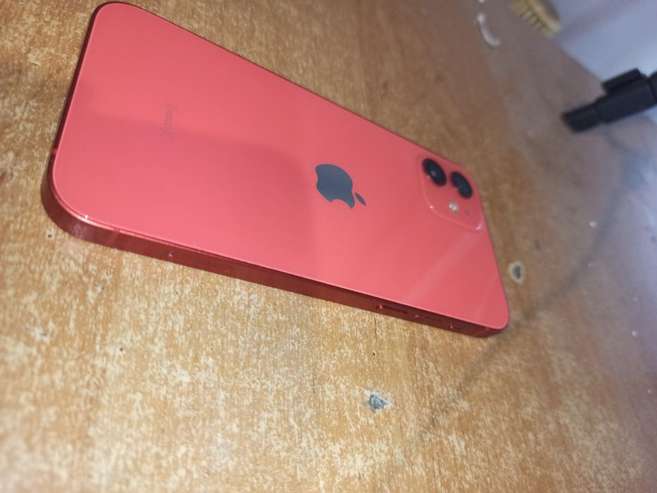 Iphone 12 red icloud