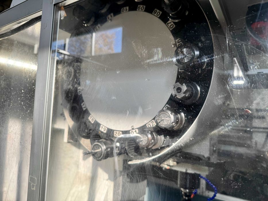 Frezarka CNC centrum obróbcze KOMPLETNE z dokumentami FV