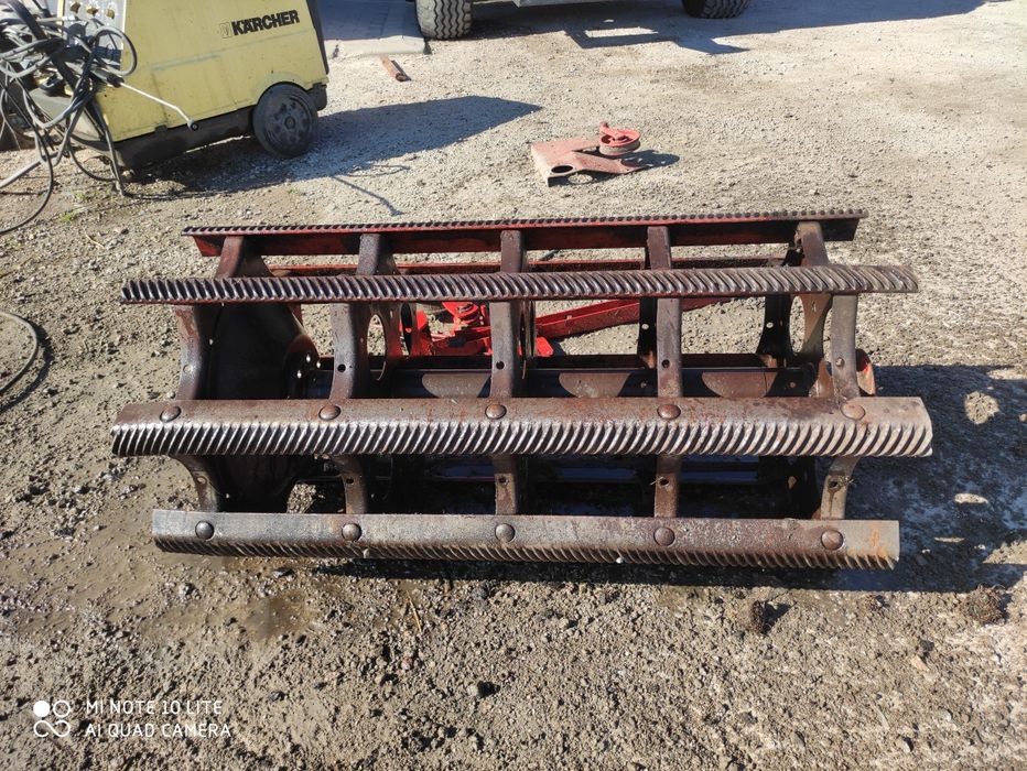 Młocarnia Massey Ferguson 487,506,507