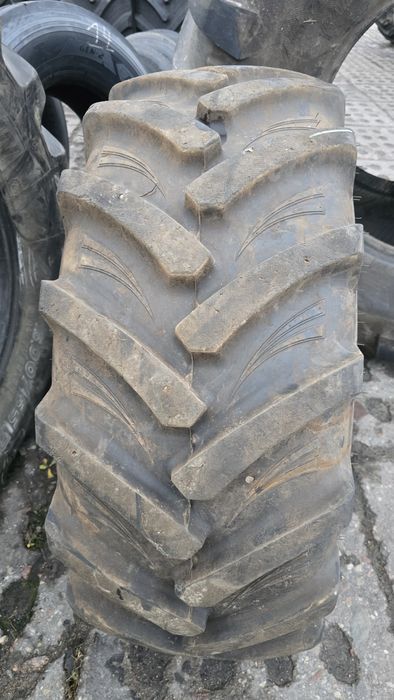 Opona 425/75r20 BKT Multiamax