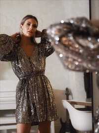 Блестящее платье пайетки серебристое серебряное