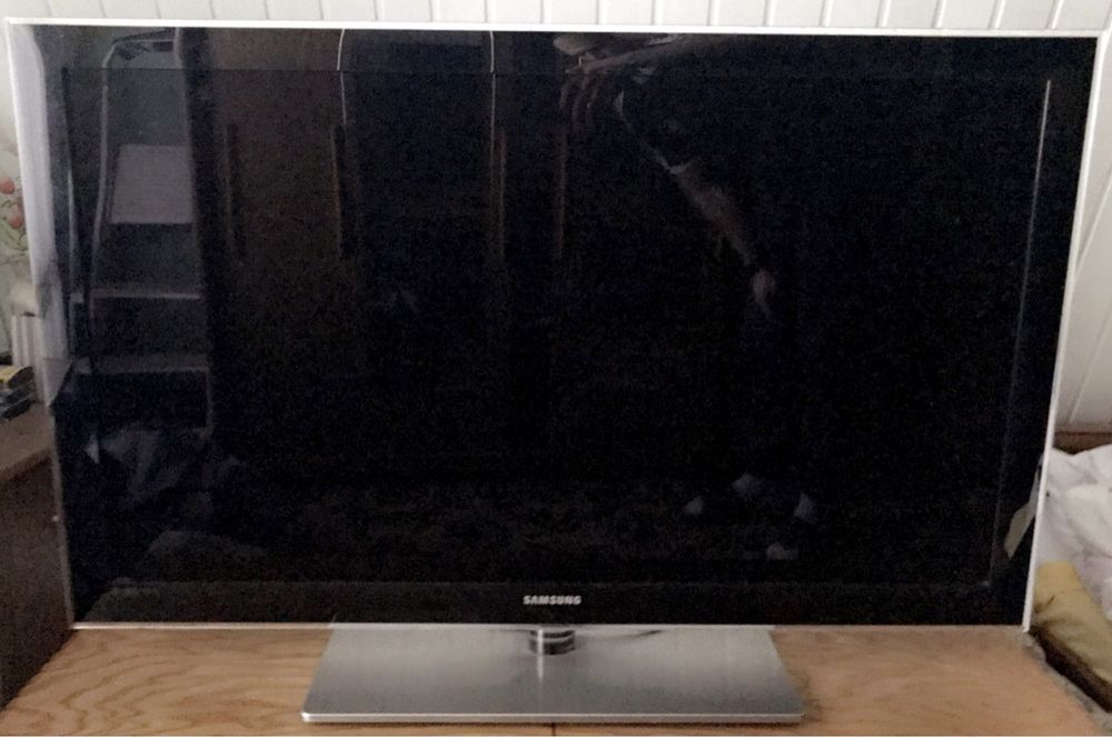 Telewizor SAMSUNG 46 cali uszkodzona matryca