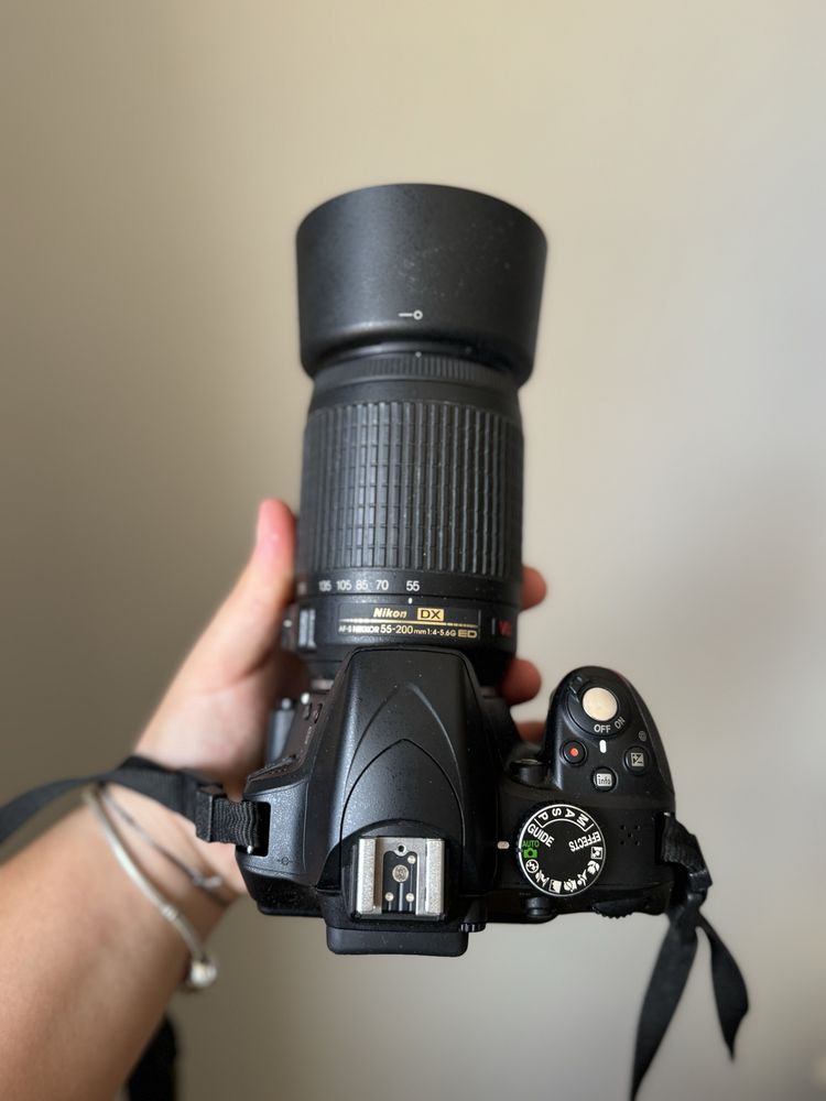 Máquina fotográfica Nikon D3300