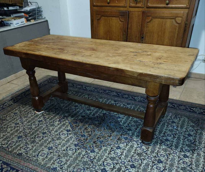 Антиквариат стол из массивного дуба