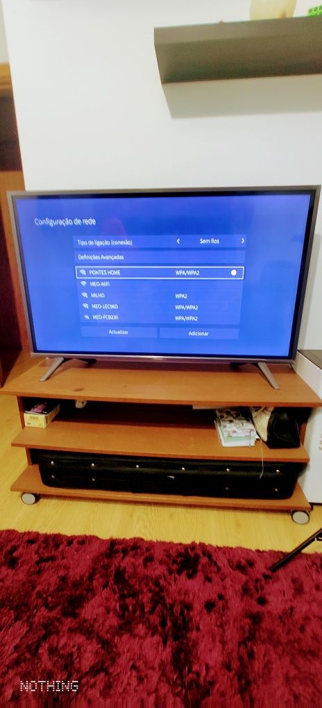 SMART TV Hisense 4K 49' + Móvel
