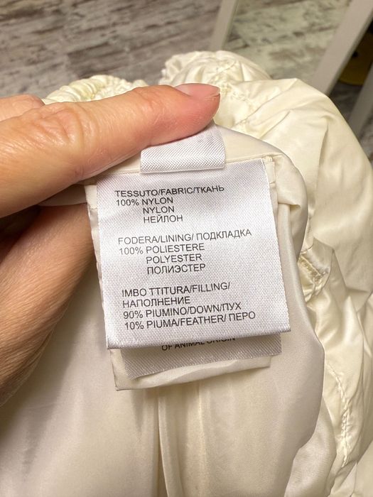 Жіночий пуховик Vicolo