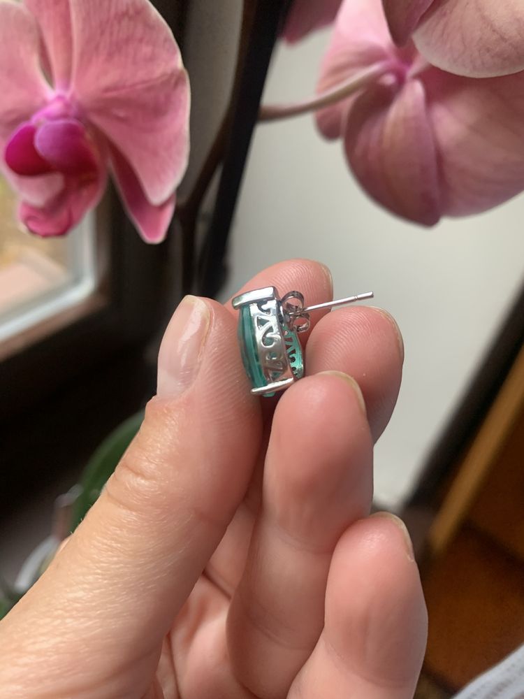 Eleganckie srebrne kolczyki z turmalinem Paraiba