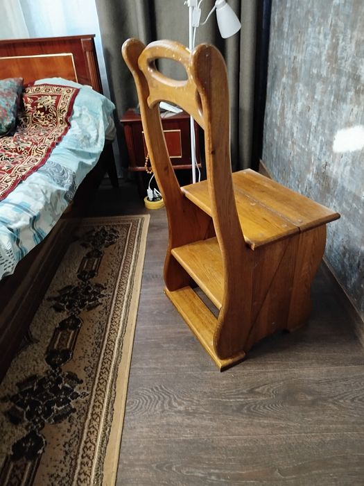 Продам стілець драбину.