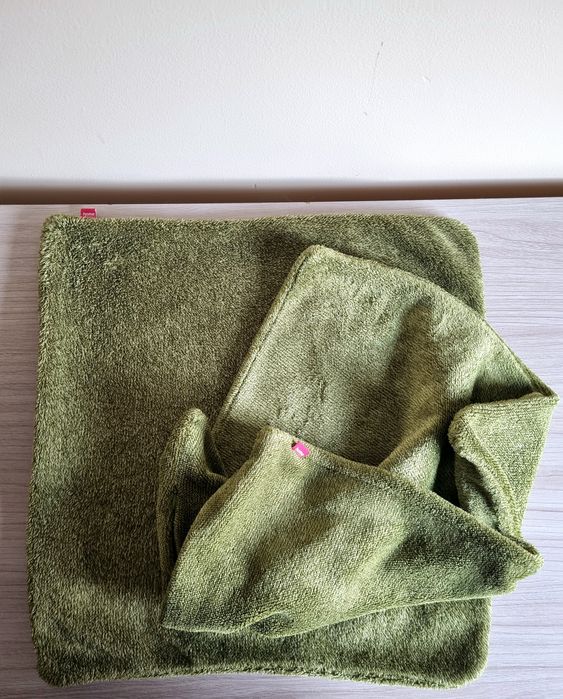 Poszewka zielona Home&You, poszewka dekoracyjna