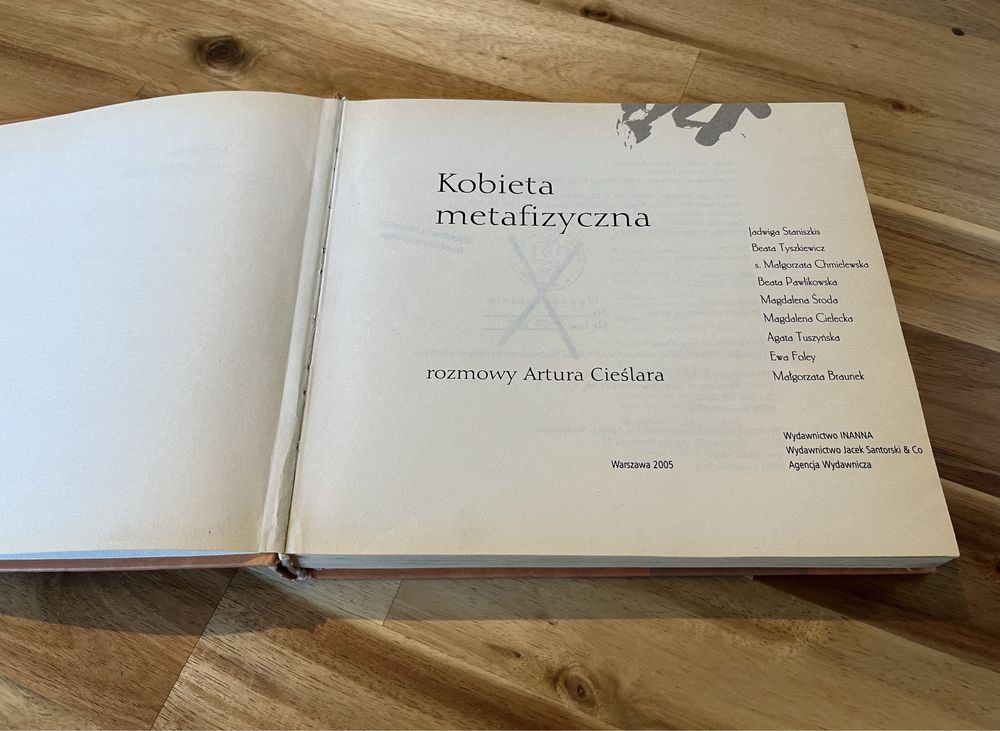 Kobieta metafizyczna Artur Cieślar