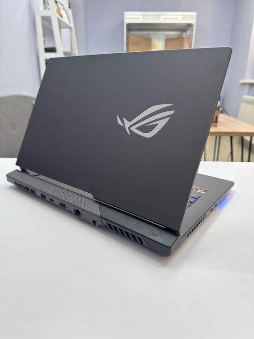 Asus Rog Strix 15.6" 144Hz Ryzen 7 4800H RTX 3050Ti 4Gb 16 Gb 512 Gb