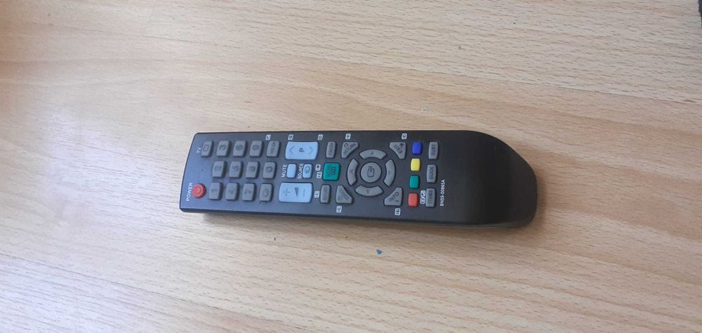 Tv Samsung le32d400e1w e comando operacionais
